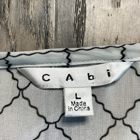 Cabi White & Black Lattice Sheer Button Down Top, size large - Picture 2 of 10